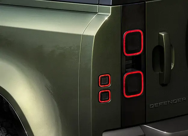 Amplitude-Auto-Land-Rover-Defender