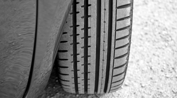 Contrôle continu des pneus, les conseils d'entretien automobile de LEAPMOTOR à Barberey-Saint-Sulpice