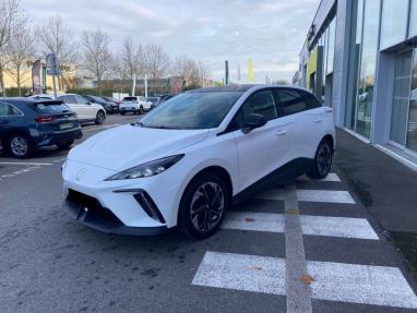 Voir le détail de l'offre de cette MG MOTOR MG4 EV 204ch - 64kWh Luxury MY23 de 2023 en vente à partir de 255.32 €  / mois