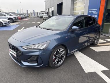 Voir le détail de l'offre de cette FORD Focus 1.0 EcoBoost mHEV 155ch ST-Line X Powershift de 2024 en vente à partir de 28 599 € 