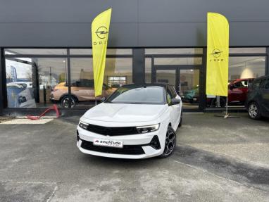 Voir le détail de l'offre de cette OPEL Astra 1.2 Turbo 130ch GS de 2024 en vente à partir de 27 999 € 