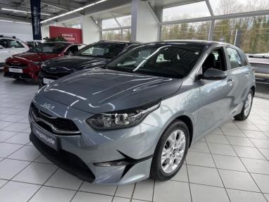 Voir le détail de l'offre de cette KIA Ceed 1.0 T-GDI 120ch Active de 2023 en vente à partir de 22 299 € 