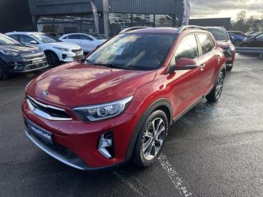 Voir le détail de l'offre de cette KIA Stonic 1.0 T-GDi 120ch MHEV GT Line iBVM6 de 2021 en vente à partir de 214.65 €  / mois