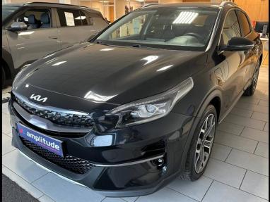 Voir le détail de l'offre de cette KIA XCeed 1.6 GDi 105ch + Plug-In 60.5ch Black & White Edition DCT6 MY22 de 2022 en vente à partir de 220.5 €  / mois