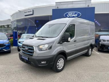 Voir le détail de l'offre de cette FORD Transit 2T Fg PE 350 L2H2 135 kW Batterie 75/68 kWh Trend Business de 2023 en vente à partir de 407.83 €  / mois