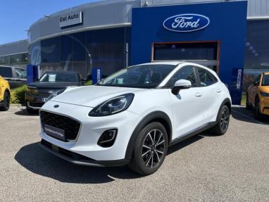 Voir le détail de l'offre de cette FORD Puma 1.0 EcoBoost 125ch mHEV Titanium 6cv de 2021 en vente à partir de 186.63 €  / mois