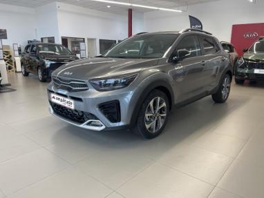 Voir le détail de l'offre de cette KIA Stonic 1.0 T-GDi 100ch GT Line de 2025 en vente à partir de 24 299 € 