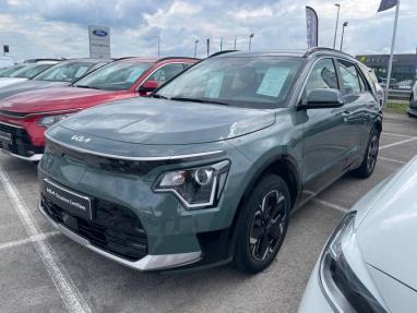 Voir le détail de l'offre de cette KIA Niro EV 204ch Active de 2023 en vente à partir de 250.46 €  / mois
