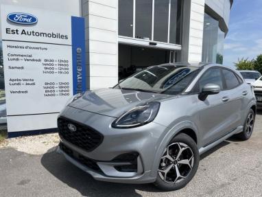 Voir le détail de l'offre de cette FORD Puma 1.0 EcoBoost Hybrid 125ch ST Line S&S de 2025 en vente à partir de 232.82 €  / mois