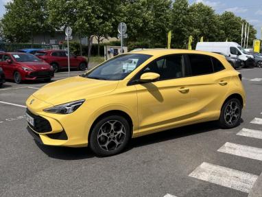 Voir le détail de l'offre de cette MG MOTOR MG3 Hybrid+ 195ch Luxury de 2025 en vente à partir de 237.82 €  / mois