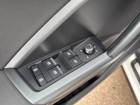 AUDI Q3 35 TFSI 150ch Mild Hybrid S line S tronic 7 à vendre à Troyes - Image n°9