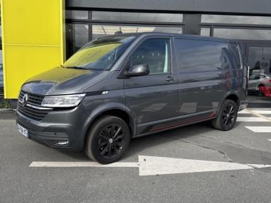 Voir le détail de l'offre de cette VOLKSWAGEN Transporter Fg 2.8T L1H1 2.0 TDI 204ch Edition DSG7 de 2023 en vente à partir de 43 999 € 