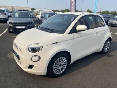 Voir le détail de l'offre de cette FIAT 500 e 95ch action de 2022 en vente à partir de 14 999 € 