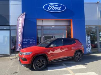 Voir le détail de l'offre de cette JEEP Compass 1.3 GSE T4 150ch 80th Anniversary 4x2 BVR6 de 2022 en vente à partir de 238.7 €  / mois