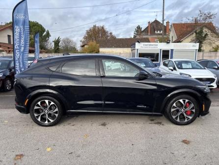 FORD Mustang Mach-E 294ch Extended Range 99kWh Premium Propulsion à vendre à Beaune - Image n°4