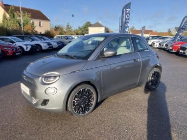 Voir le détail de l'offre de cette FIAT 500 e 118ch La Prima de 2022 en vente à partir de 247.82 €  / mois